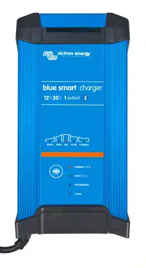 Blue Smart IP22 Charger 12/30(3) 230V AU/NZ BPC123048012