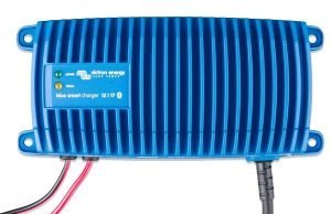 Blue Smart IP67 Charger 12/17(1) 230V AU/NZ BPC121713016